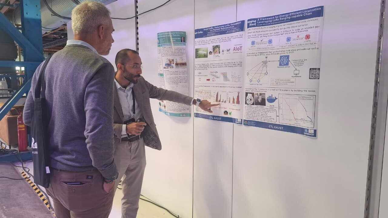 Presenting the Super-LoRa poster at The Things Conference in Amsterdam